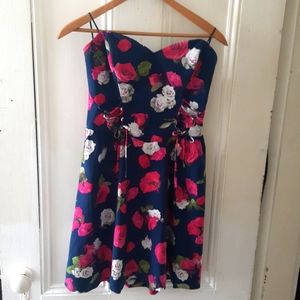 Guess strapless dress